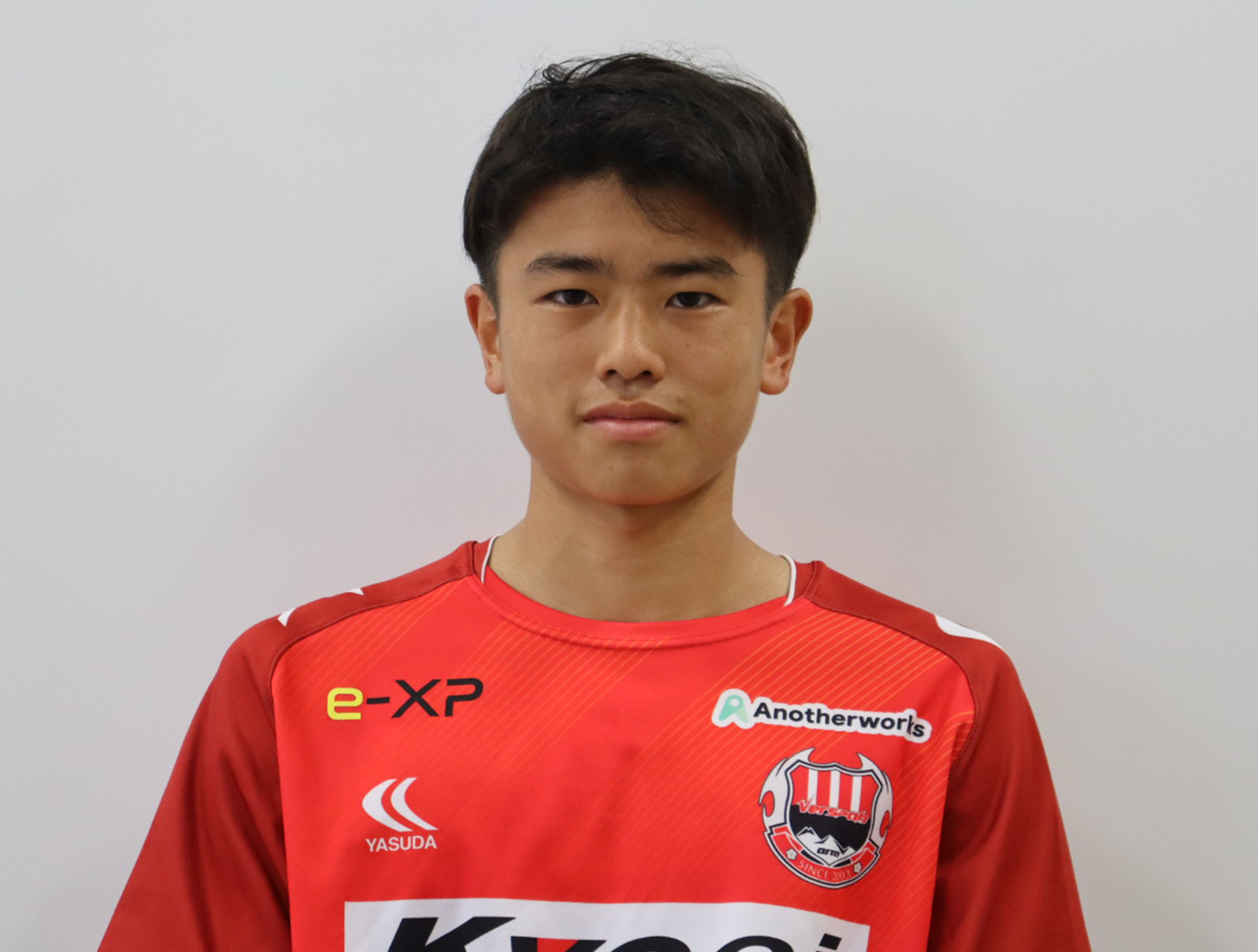 安藤 律來